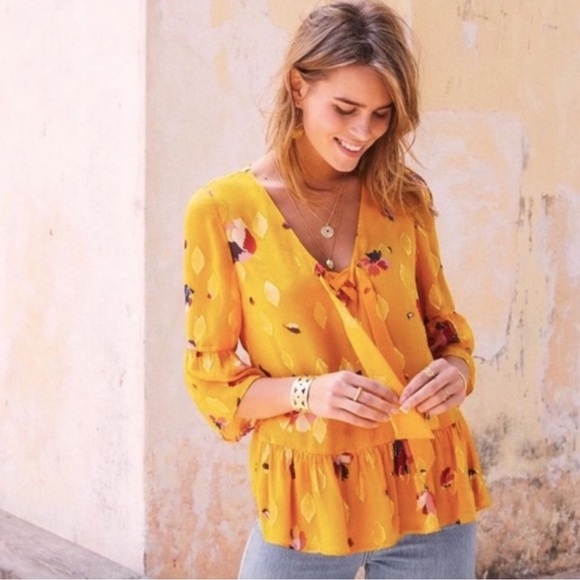 Sézane Anita Silk Blouse in Grands Fleurs Safran Mustard Yellow EU 38 (US 6) - Picture 3 of 13